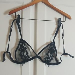 Sexy, Scrappy, bralette